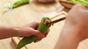 青椒塞肉—迷迭香的做法步骤4