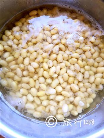香酥黄豆的做法步骤2