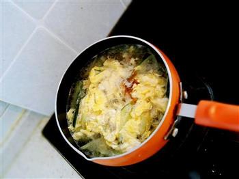 黄瓜鸡蛋粉条汤的做法步骤11