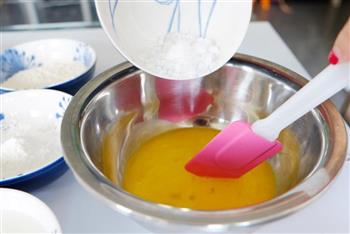 无油低脂酸奶蛋糕的做法步骤3