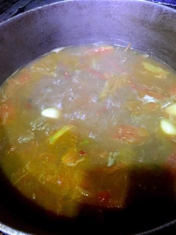 手工制作牛肉番茄鸡蛋面条汤的做法步骤10