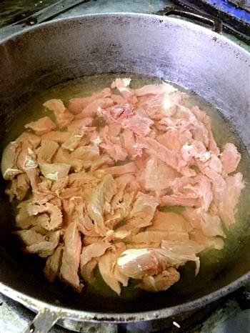 手工制作牛肉番茄鸡蛋面条汤的做法步骤7
