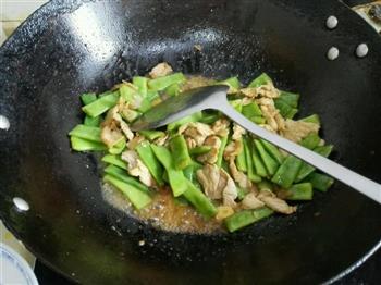 四季豆炒肉的做法步骤6