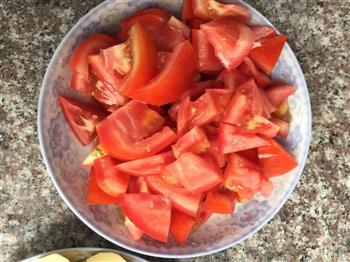 番茄土豆炖牛肉的做法步骤2