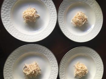 鸡丝奶油蘑菇汤-孙红雷打动主厨的做法步骤12