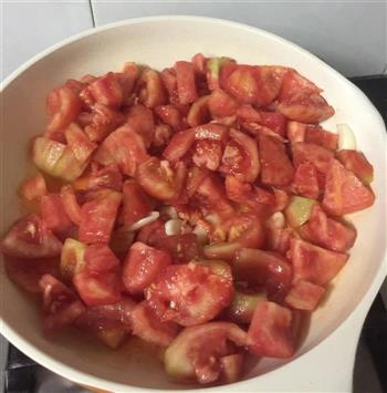 无水番茄炖牛肉的做法步骤4