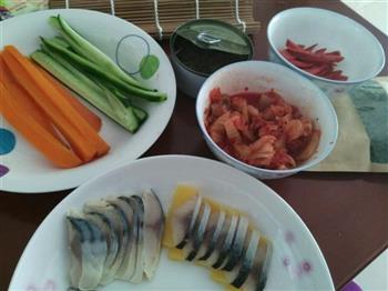 美味寿司，蔬菜醋靖鱼吞拿鱼蟹柳版的做法图解2
