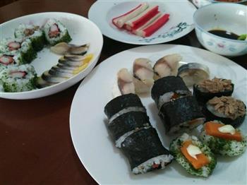美味寿司，蔬菜醋靖鱼吞拿鱼蟹柳版的做法步骤7