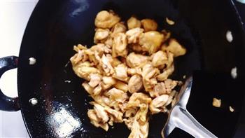 新疆大盘鸡+竹笋美味鲜鸡汤的做法步骤6