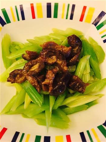 潮州海参汤，海参焖土猪肉，海参炒芹菜的做法图解7