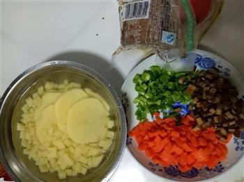 酱土豆拌面的做法步骤1