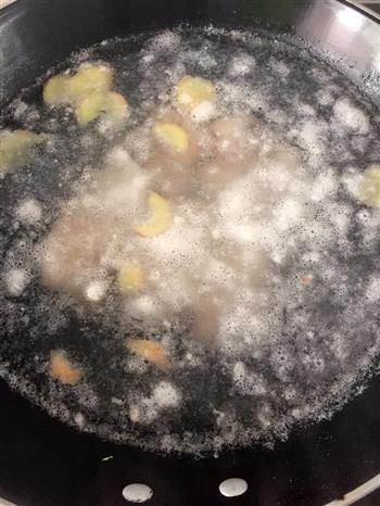 茶树菇黄豆猪蹄汤的做法步骤6