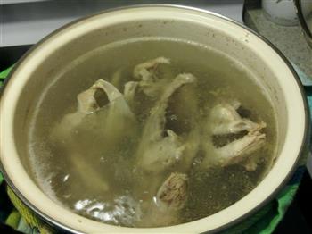 鸡骨高汤和鸡汤面的做法步骤3
