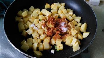 香辣土豆的做法步骤8