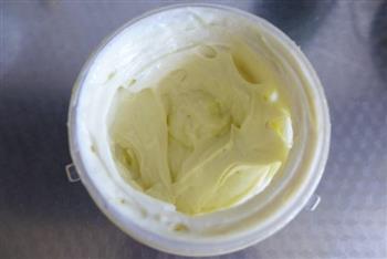 盛夏清凉甜品-酸奶黄桃奶酪慕斯的做法图解10