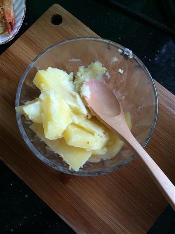 炸土豆丸子的做法步骤1