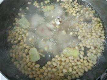 黄豆炖猪蹄的做法步骤7