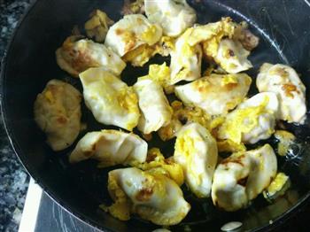 鸡蛋煎饺的做法步骤1