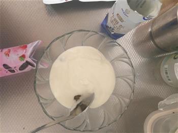 自制抹茶炒酸奶的做法步骤2