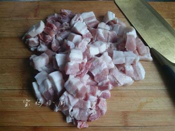 五花肉烧豆腐结的做法步骤2