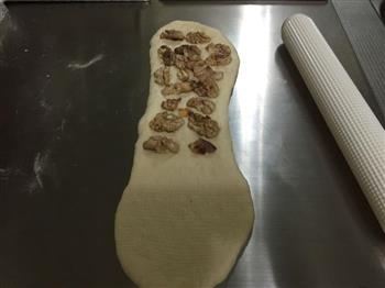 超香核桃吐司怎么做，超香核桃吐司怎么做好吃，超香核桃吐司做法