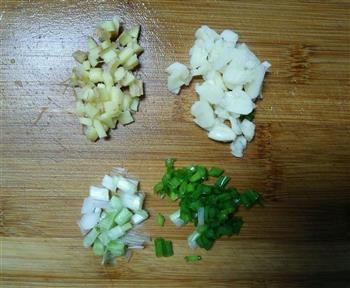 肉沫橄榄菜炒豆角的做法图解2
