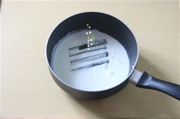 电饭锅版芒果糯米饭的做法步骤8
