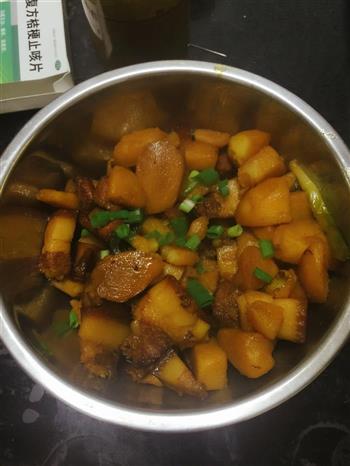 红烧肉土豆的做法步骤6