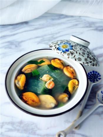 海虹冬瓜蔬菜汤的做法图解5