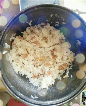 电饭锅香菇腊肠饭的做法步骤8