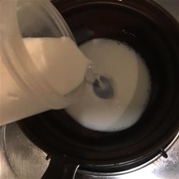 椰蓉奶冻小方的做法步骤1