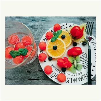 简单的番茄小兔水果盘的做法图解7