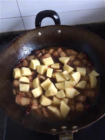 小食堂-红烧肉炖土豆的做法步骤6