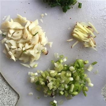 腊肉土豆焖饭的做法图解4
