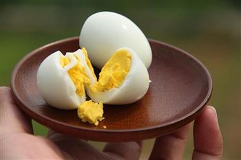 小清新的夏季营养早餐-鹊山鸡白水煮蛋的做法图解6