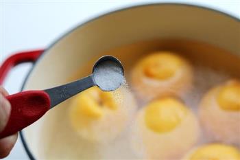 夏季小清新-糖水黄桃的做法步骤1