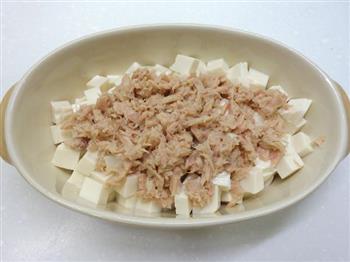 橄榄油香葱鲔鱼豆腐的做法步骤4