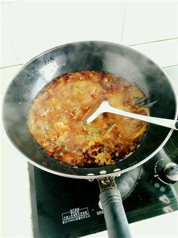 家常麻辣水煮豆腐鱼的做法步骤4