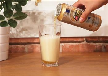 花式啤酒-叶一茜亲手调制的解暑又清凉的夏季饮品的做法步骤2