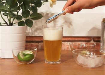 花式啤酒-叶一茜亲手调制的解暑又清凉的夏季饮品的做法步骤5