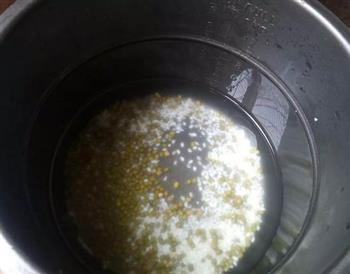 绿豆粥的做法步骤3