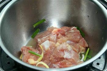 加班养胃凉拌葱油鸡的做法步骤2