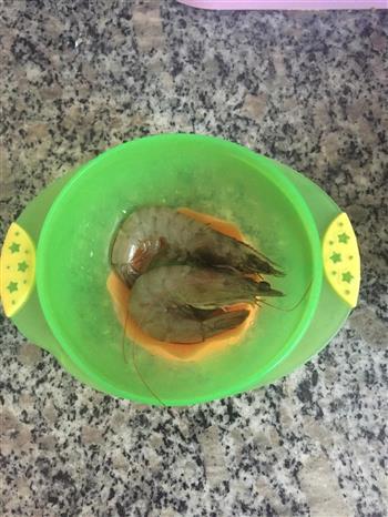 宝宝香菇虾米鸡蛋粥的做法步骤2
