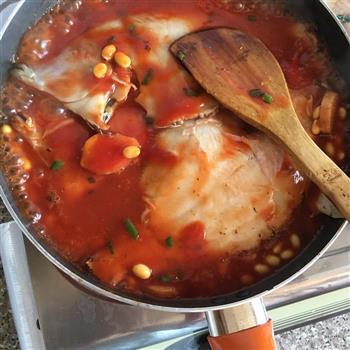 茄汁黄豆烧鱼的做法图解3