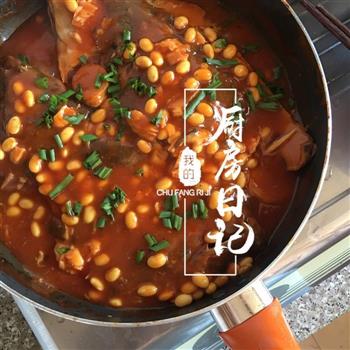 茄汁黄豆烧鱼的做法步骤4