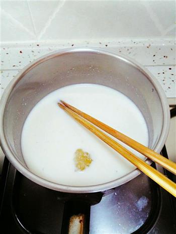 一抹夏日的清凉-桂花杏仁豆腐的做法步骤3