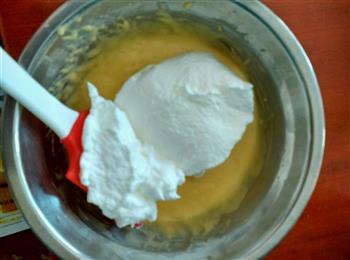 酸奶戚风蛋糕的做法步骤10