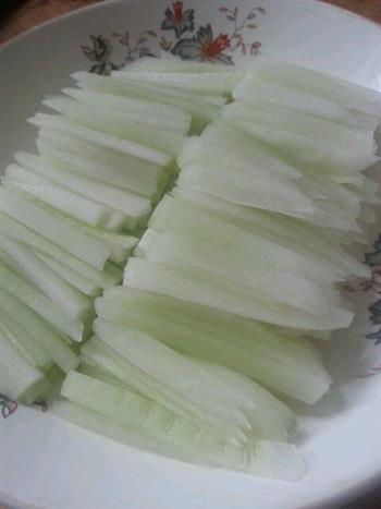 凉拌黄瓜条-酸甜脆爽的夏日开胃菜的做法步骤1