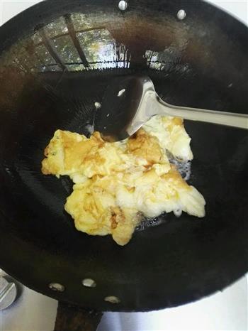 青椒炒蛋的做法图解2