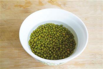 小米绿豆粥的做法步骤2